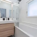 Hypercentre